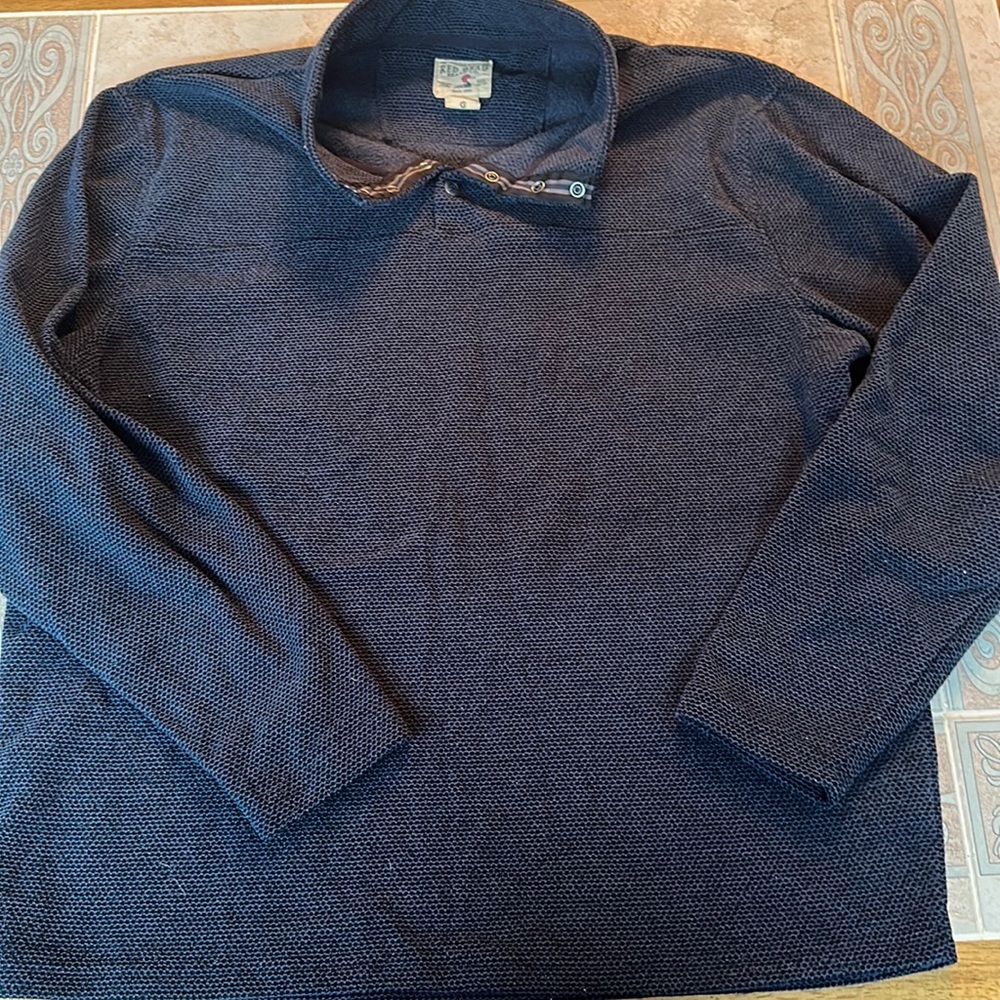 Red Head pull over